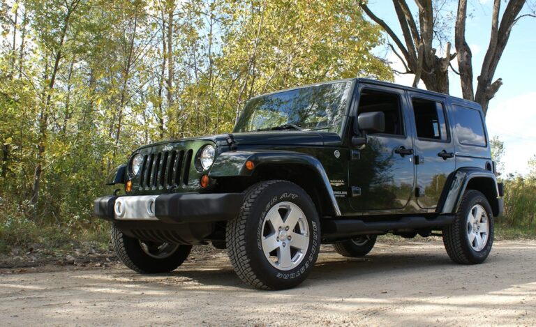 2011 Jeep Wrangler Sahara 4 Door