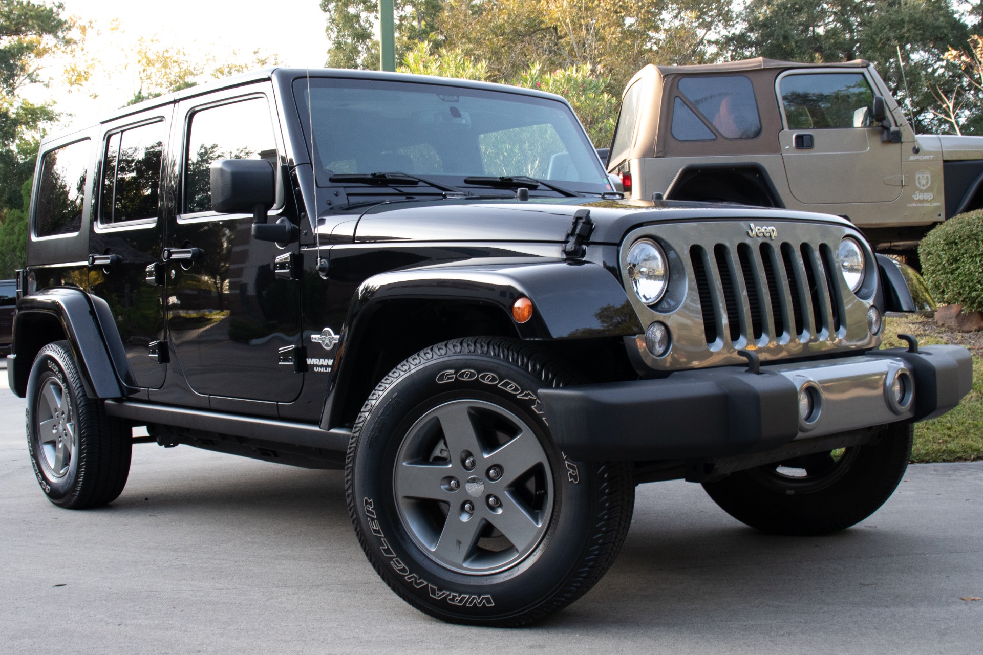 2015 Jeep Wrangler Unlimited Freedom Edition: Unleash Adventure