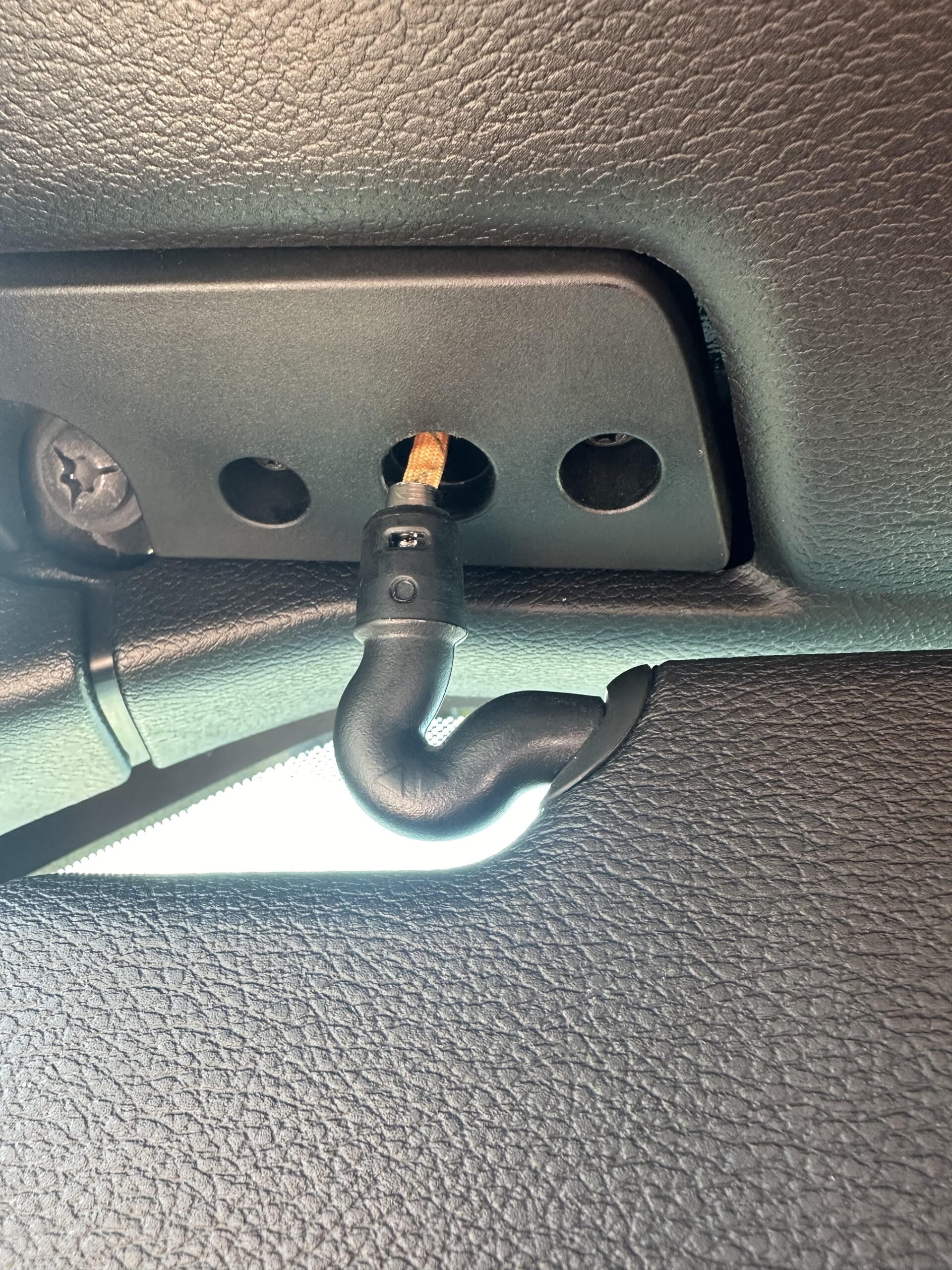2020 Jeep Gladiator Sun Visor Repair