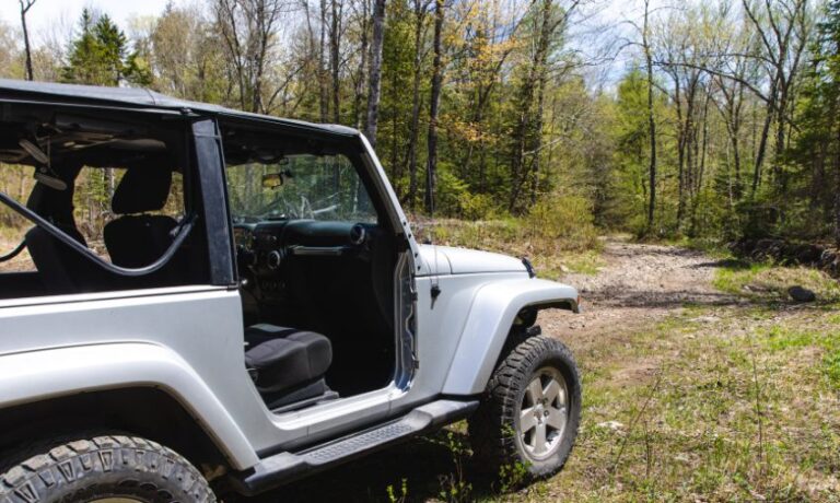 Can You Drive a Jeep Without Doors