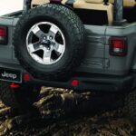 Does the Jeep Wrangler Have a Backup Camera? Find Out Now!
