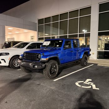 Hendrick Chrysler Dodge Jeep Ram Fiat of Concord Reviews