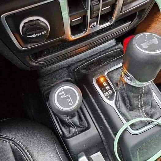 How to Switch to 4Wd in Jeep Wrangler: Expert Tips