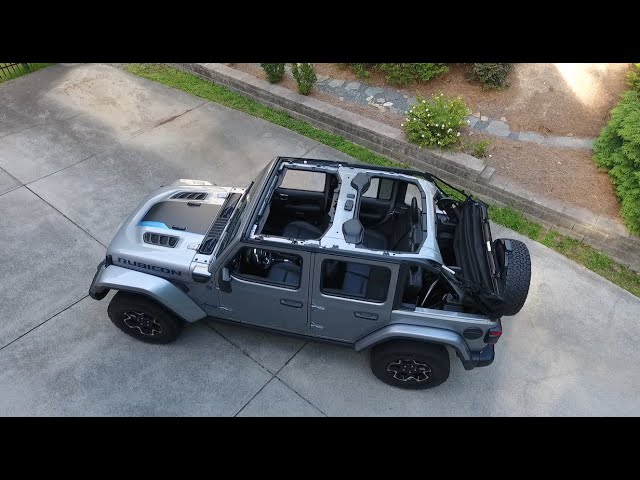 How to Take Jeep Soft Top off