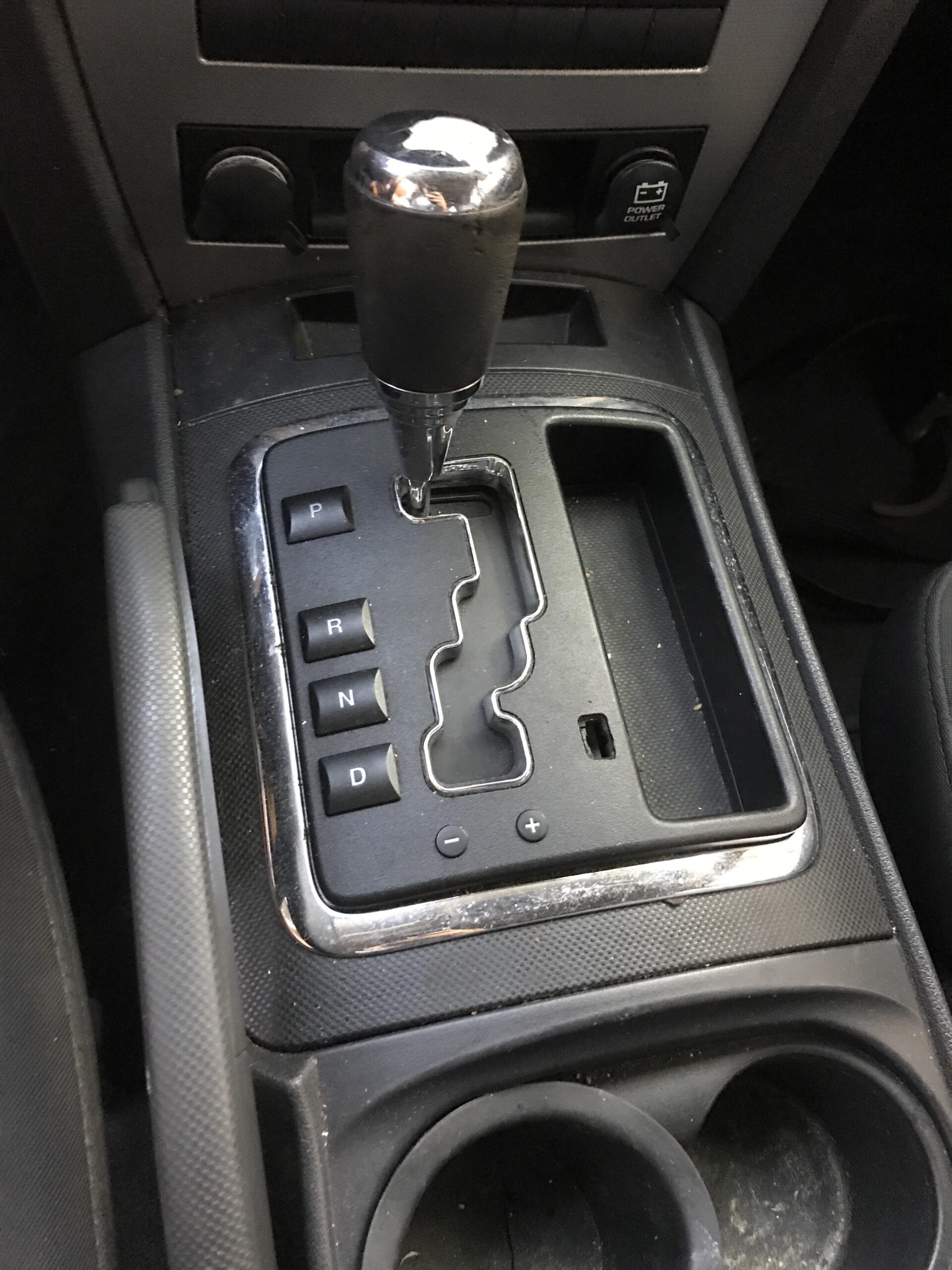 How to Turn on 4X4 on Jeep Grand Cherokee Laredo