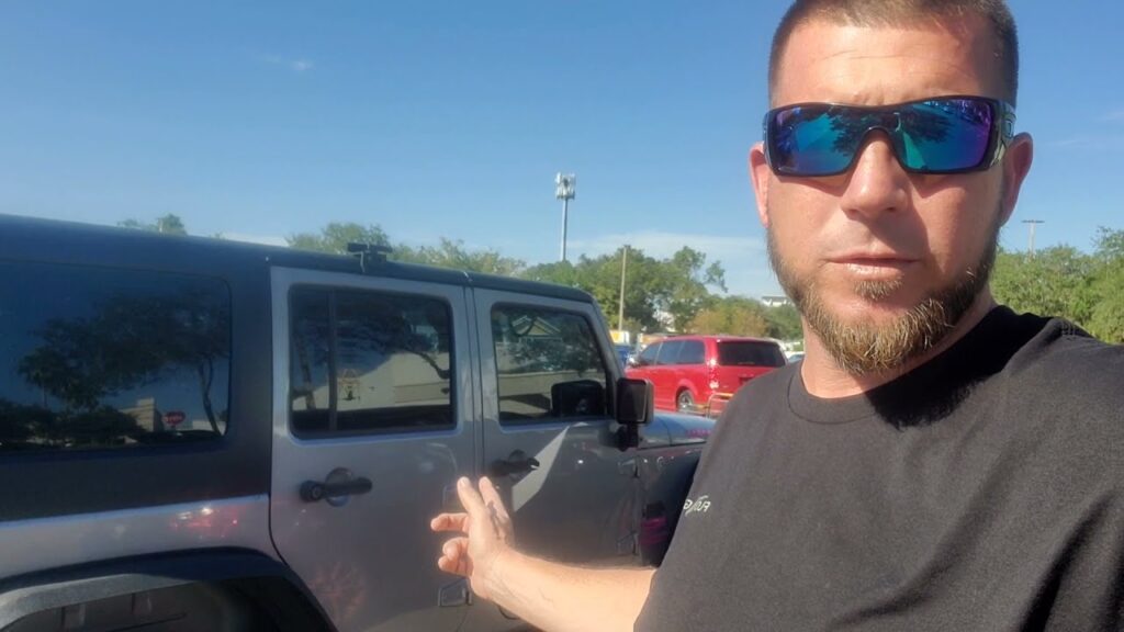 How to Unlock Jeep Wrangler With Keys Inside: Easy Steps - Adventure Jeep