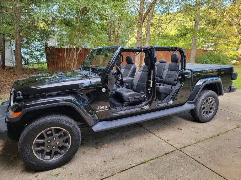 Jeep Gladiator Mirrors Doors off