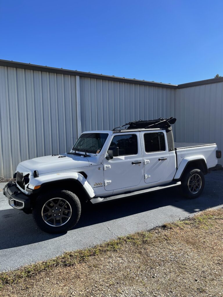 Jeep Gladiator Soft Top down