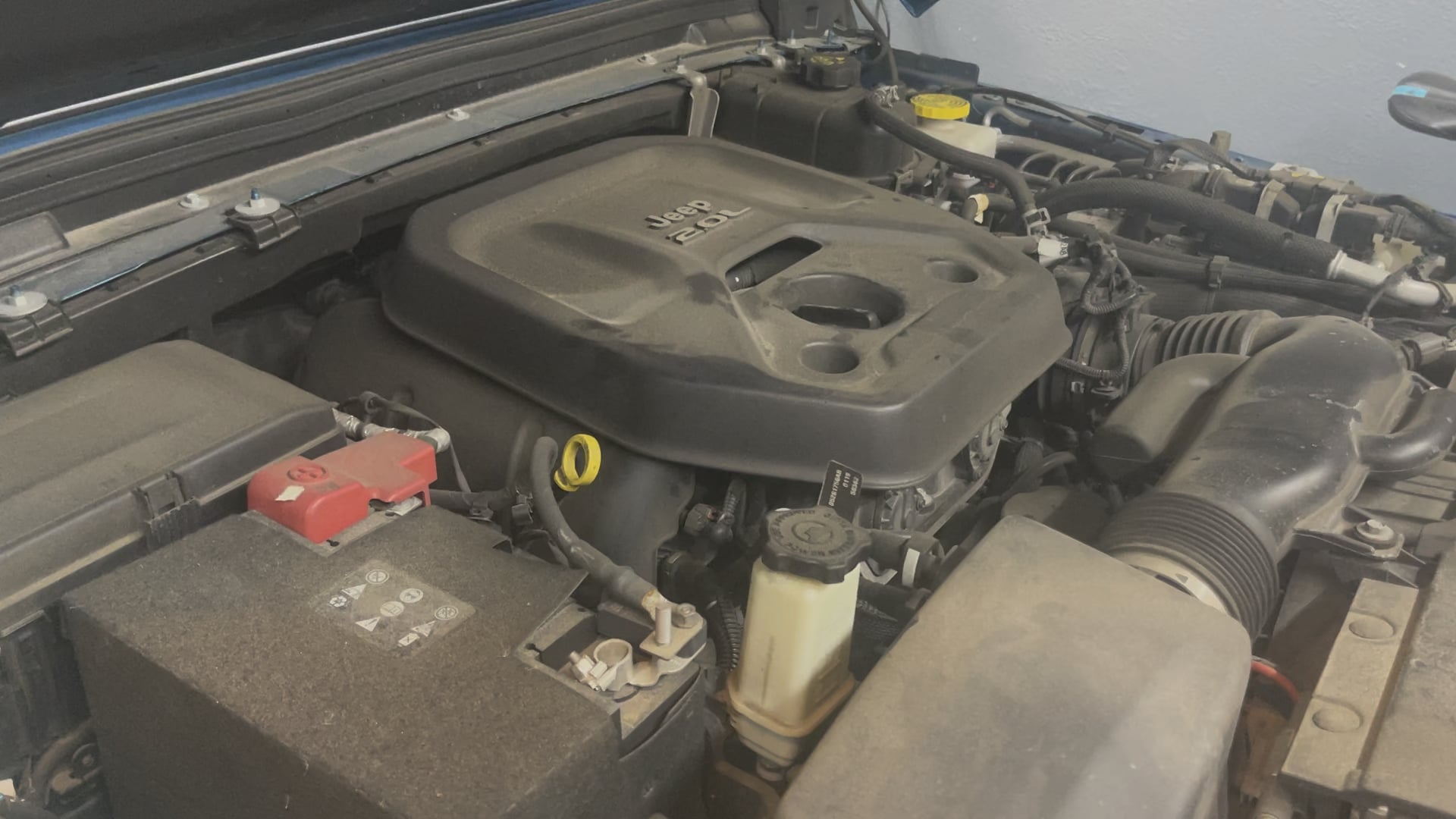 Jeep Wrangler 2.0 Turbo Engine Noise
