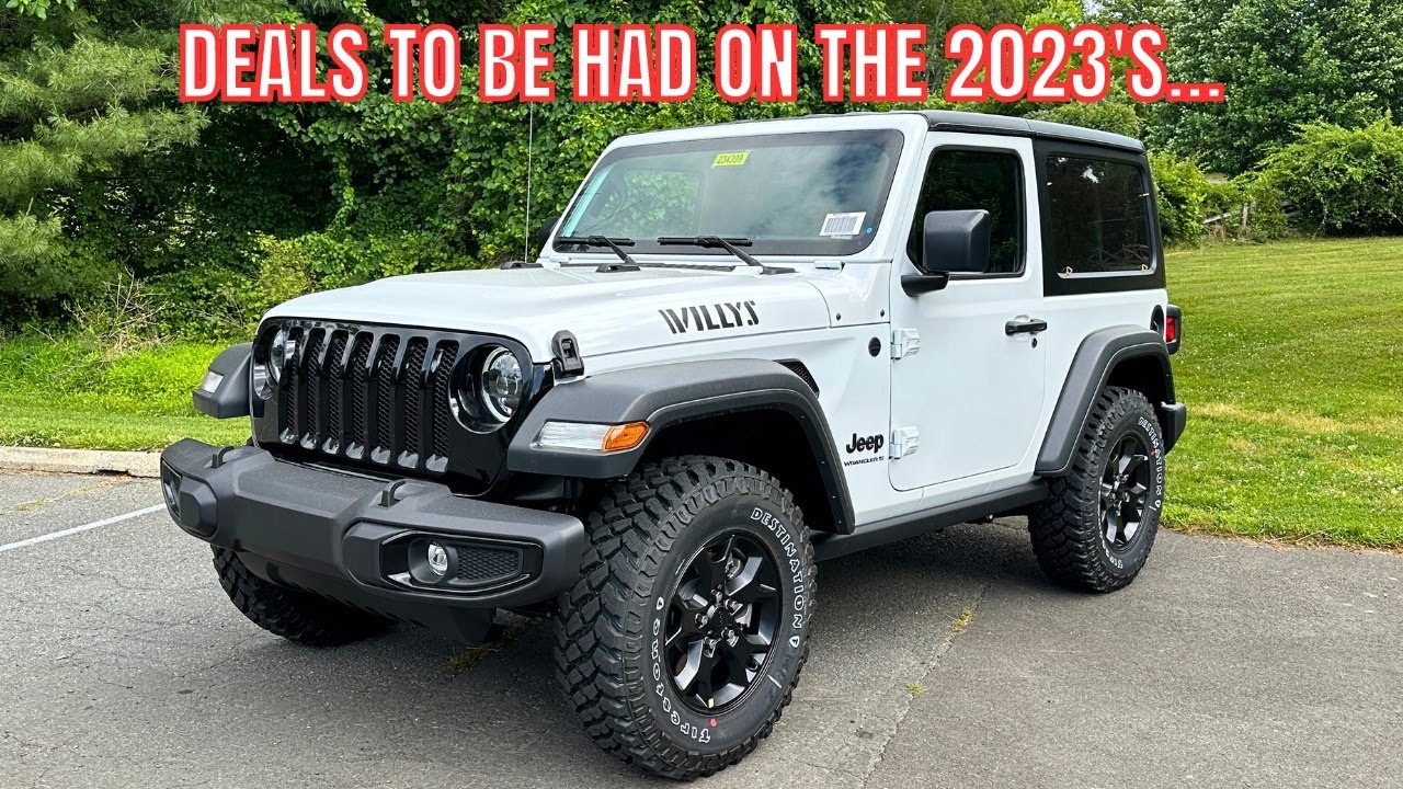 Jeep Wrangler Willys 2 Door: Adventure Awaits!