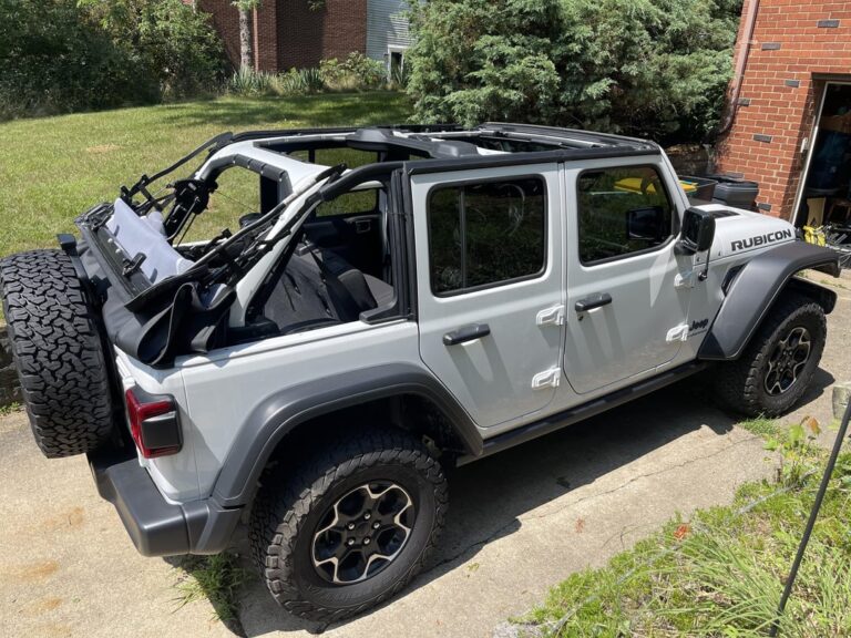 Jeep Wrangler With Soft Top down