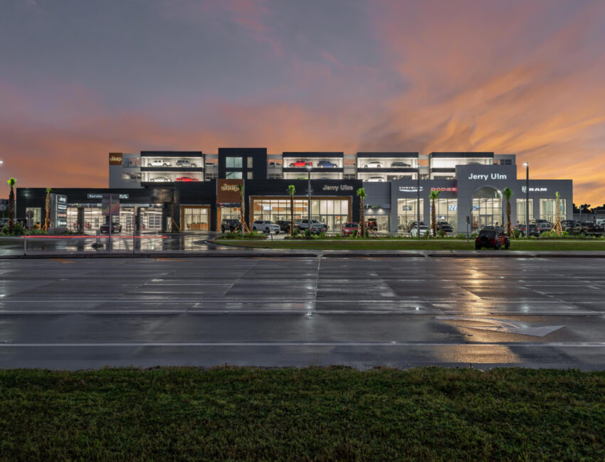 Jerry Ulm Dodge Chrysler Jeep: Unbeatable Deals Await