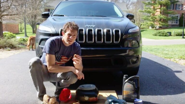 What Kind of Oil Does a 2015 Jeep Cherokee Take