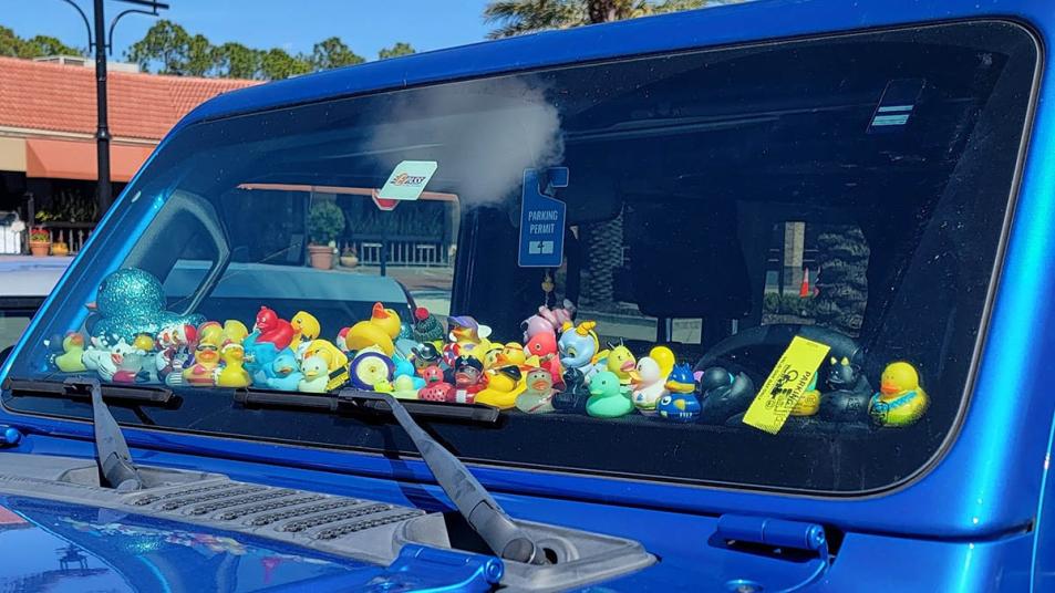 Why are Rubber Ducks in Jeeps? Discover the Trend!