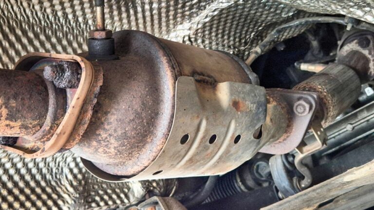 How Can You Tell If the Catalytic Converter is Clogged