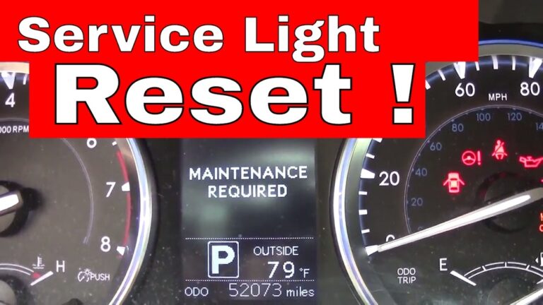 How to Reset the Maintenance Light on a Toyota Highlander